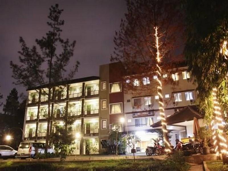 Hotel Lotus Bandung Ngoại thất bức ảnh