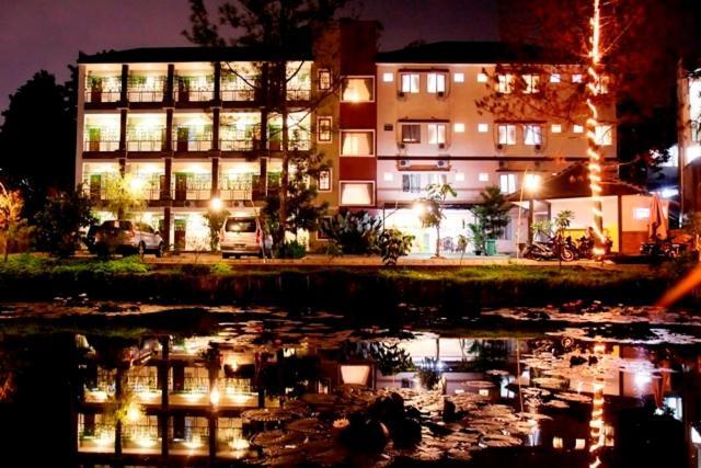 Hotel Lotus Bandung Ngoại thất bức ảnh