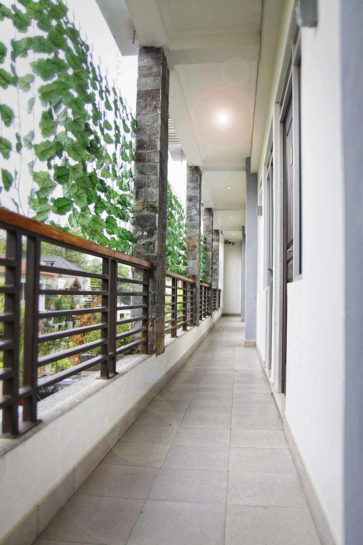 Hotel Lotus Bandung Ngoại thất bức ảnh